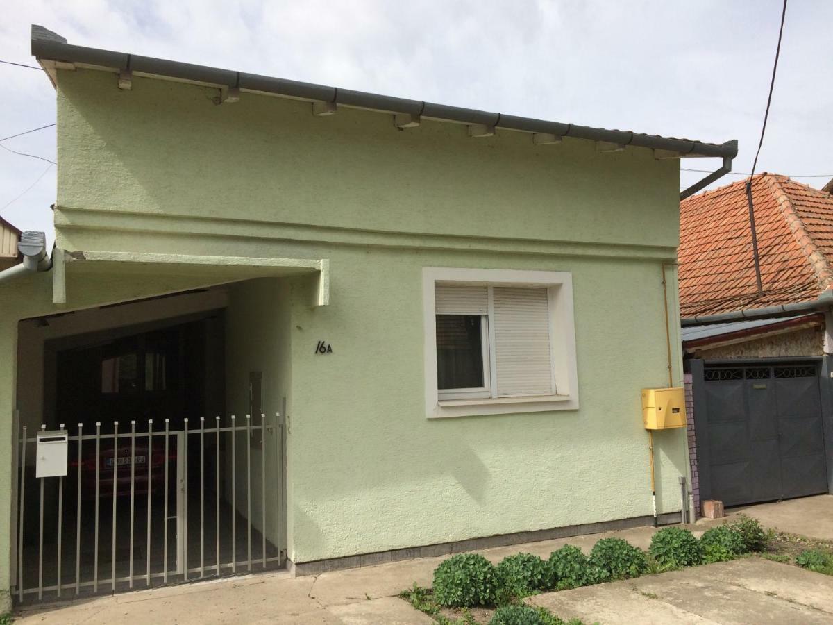 Apartman Melody Sombor Zewnętrze zdjęcie
